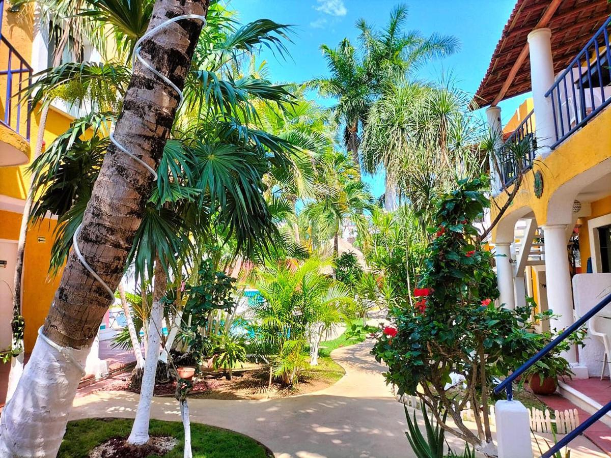 Hotel Acuario Playa Del Carmen Exterior foto