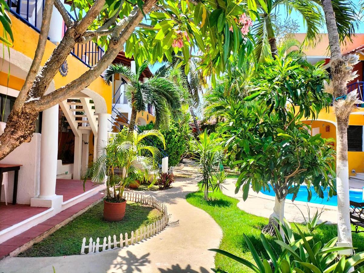 Hotel Acuario Playa Del Carmen Exterior foto