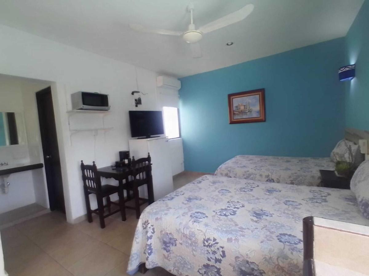Hotel Acuario Playa Del Carmen Cameră foto