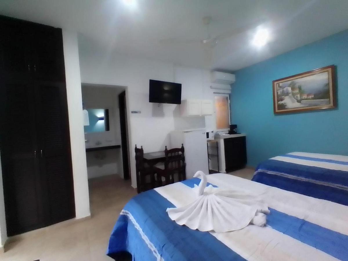 Hotel Acuario Playa Del Carmen Cameră foto