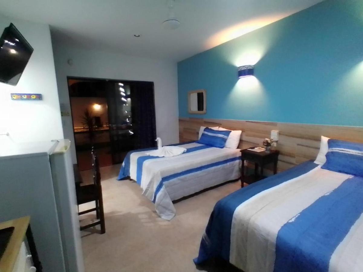 Hotel Acuario Playa Del Carmen Cameră foto